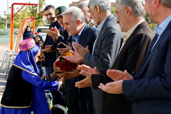 جشن شکوفه‌ها در آذربایجان غربی 