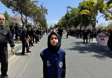 حضور پرشور مردم مومن ودیندار شهرستان دماوند در مراسم عاشورای حسینی