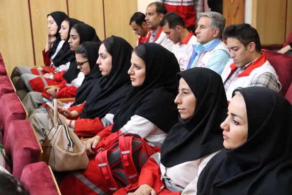  آیین تجلیل از ایثارگری‌های کارکنان و نجاتگران جمعیت هلال‌احمر استان همدان  