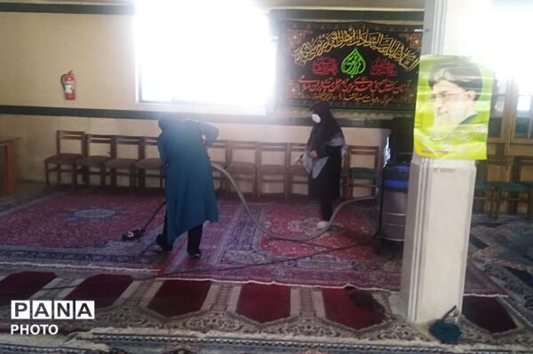 غبار‌روبی مساجد در آستانه ماه مبارک رمضان