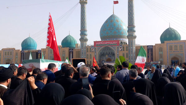 خاکسپاری شهید «اسماعیل شاکری» در مسجد جمکران