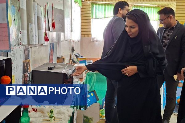 بازدید مسئولان آموزشی مقطع ابتدایی از طرح جابر بن حیان در دبستان ایمان