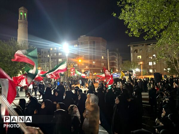 تجدید بیعت با آیت الله سید مجتبی حسینی خامنه ای 