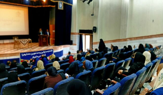 نشست هم‌اندیشی با هدف ترویج فرهنگ نماز