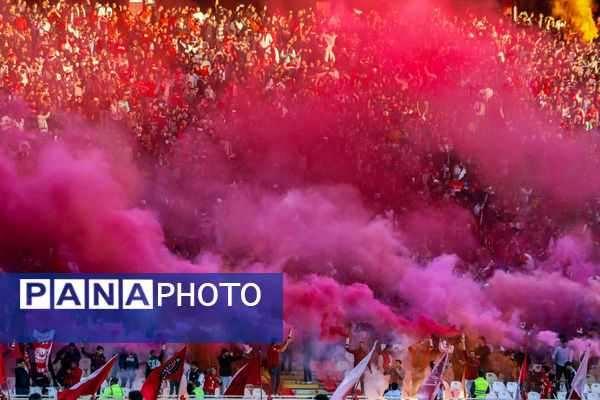 بازی جام حذفی تراکتور و  گل‌گهر سیرجان