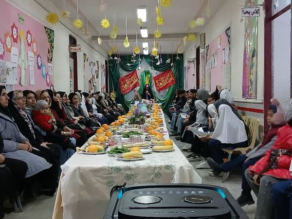 بزرگداشت روز مادر در دبستان ۲۲ بهمن آباده