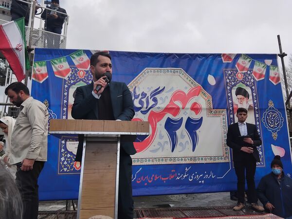 راهپیمایی ۲۲بهمن در شهرستان کاشمر با حضور پر رنگ مردم برگزار شد 