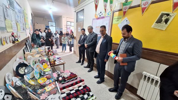 افتتاحیه هفته ماها و جشنواره فرهنگی هنری "فردا" در رشتخوار