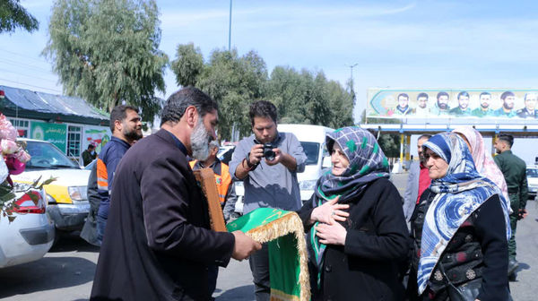 خوش‌آمدگویی مسئولان شهری قم به زائران کریمه اهل بیت(س)