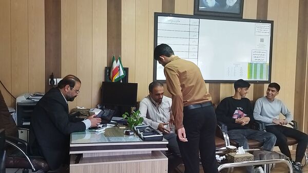 جلسه انجمن های ورزشی دبیرستان شاهد ابوذر غفاری 