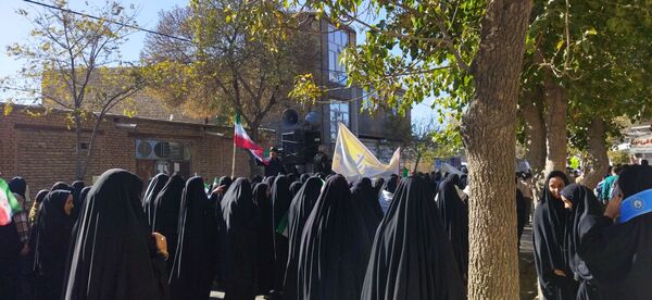 استکبار ستیزی از جنس راهپیمایی در زاوه