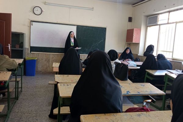 مسابقات قرآن، عترت و نماز دانش‌آموزان دختر منطقه کهریزک 