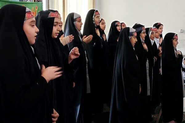مراسم سوگواری ایام فاطمیه در دبستان موسی‌بن‌جعفر(ع) بهارستان‌دو