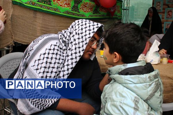 شادپیمایی خانوادگی جشن نیمه شعبان در قم