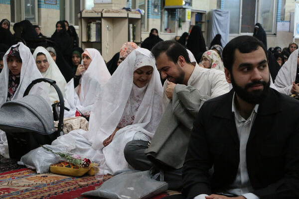 جشن ازدواج مسجدی 132 زوج‌ جوان در قم- 1