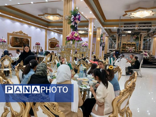 برگزار ضیافت افطاری ویژه دانش آموزان آموزشگاه استثنایی تاج الملوک ثلاث شهرستان ملارد 