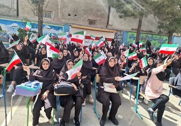 برگزاری «جشن جوانه‌ها» ویژه دانش‌آموزان هفتمی دبیرستان حضرت مریم (س) شهرک وحدت 