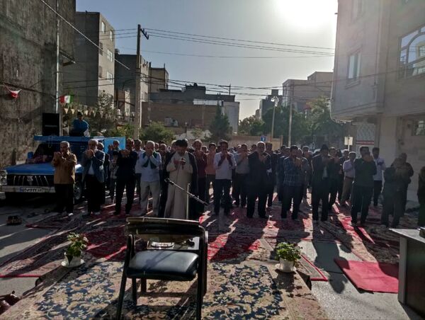 برگزاری نماز عید سعید فطر در منطقه شهید اصلانی مشهد