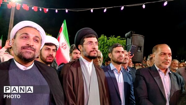 نود و سومین حضور پرشور مردم تویسرکانی در تجمع شبانه