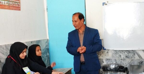 حضور راهبر آموزش و پرورش شهرستان خلیل‌آباد در آموزشگاه فرهنگ 