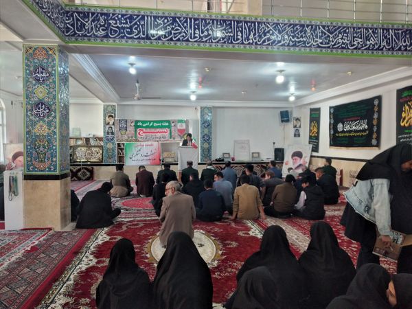 نشست سیاسی _بصیرتی در بخش سراب میمه 