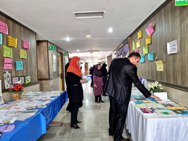انتخابات همیار مشاور به‌مناسبت هفته بهداشت‌روان در آموزشگاه تلاش شهرستان بجنورد