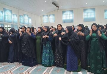 سوگواری محلی بانوان در سوگ رحلت امام خامنه ای(ره)