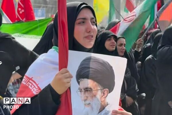 فریاد نسل نو در سوگ رهبر؛ مشقِ وفاداری در قابِ تشییع 