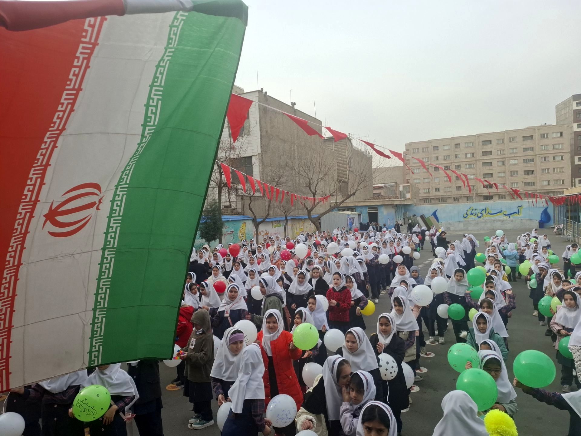 دهه‌فجر تنها یادآور یک رویداد تاریخی نیست