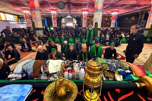 طلوع محرم در کویر؛ علم بندان، نقشی از عشق و انتظار