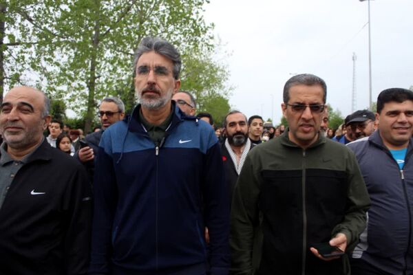 همایش پیاده‌روی خانوادگی در گلوگاه 
