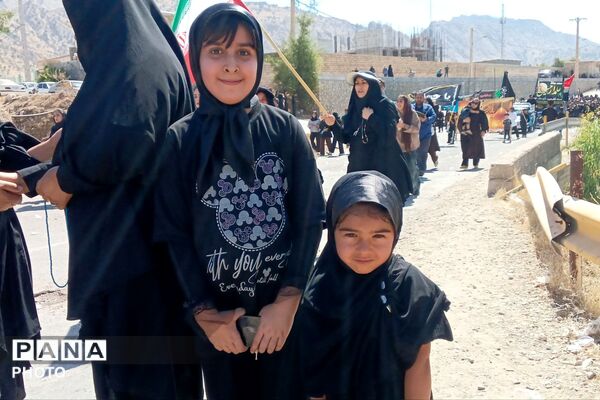 مراسم عاشورا در گلزار شهدای شهرستان لنده