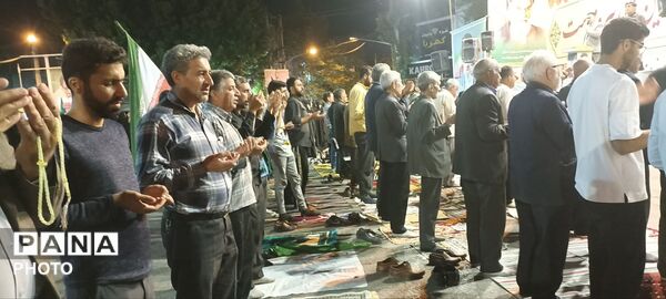 نودشب حضور باصلابت مردم شهرستان کوهدشت درمیدان