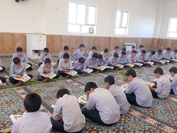 محفل انس با قرآن آموزشگاه شهید سیدمحمدکاظم حسینی‌پور