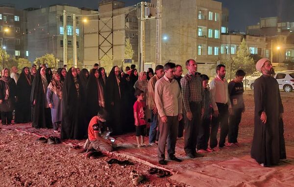 رصد ماه گرفتگی باتلسکوپ در هیئت الزهرا نیشابور 