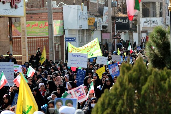 راهپیمایی ۲۲ بهمن در شهرستان بم 
