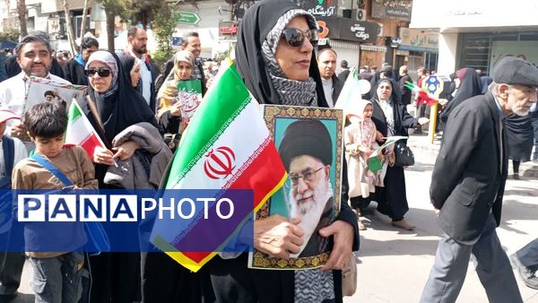 یک روز متفاوت با حضور مردمی از جنس غیرت و استقامت