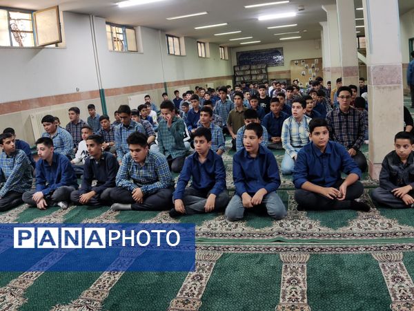 ترویج فرهنگ نماز جماعت در مدارس شهرستان قدس با برنامه "مهر تا مهر "