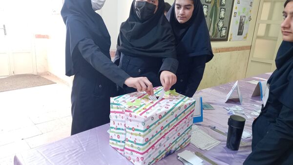انتخابات شورای دانش‌آموزی مدرسه هیأت امنایی فاطمه معصومه (س) سراب