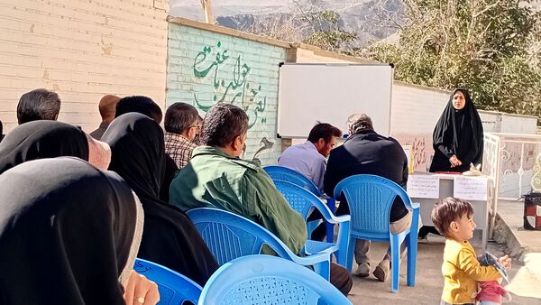  انتخابات انجمن اولیا و مربیان در دبیرستان پگاه مارکده