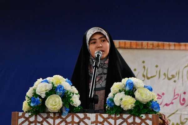 همایش دانش‌آموزی دختران حاج‌قاسم در بهارستان‌2