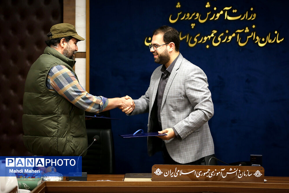 تفاهم‌نامه همکاری برای اکران فیلم سینمایی مرد نقره‌ای