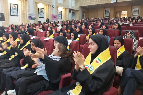  سمینار کوثر، دورهمی مادر دختری با رویکرد تقویت عزت نفس 