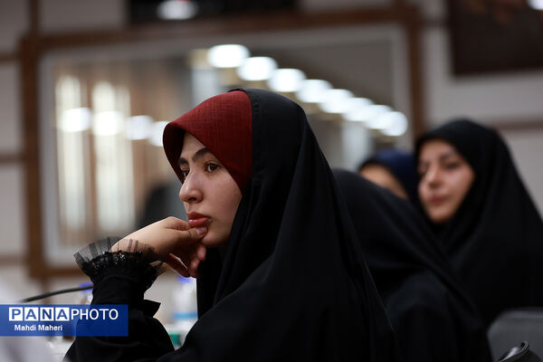 اولین نشست کارگروه تدوین سند دوازدهمین دوره مجلس دانش‌آموزی
