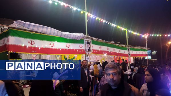 گذری بر موکب های پذیرایی مهدیه در شب میلاد حضرت مهدی (ع)