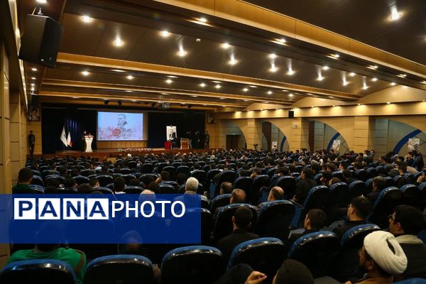 نخستین کنگره بزرگداشت ۲۷۰ دانش‌آموز شهید دبیرستان ماندگار امام صادق (ع) 