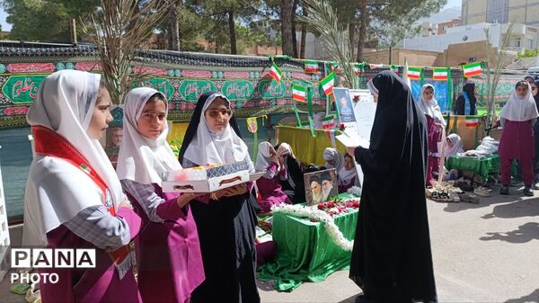 جشن روز معلم با حضور معاون پرورشی و فرهنگی وزیر آموزش و پرورش