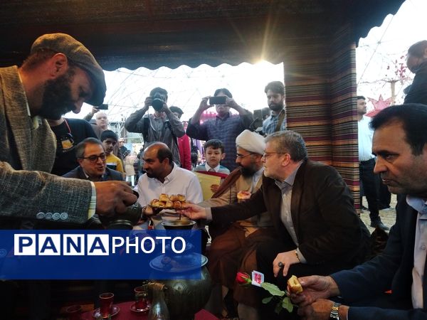 جشنواره طعم و رنگ پاییز با حضور شهردار مشهد آغاز به کار کرد
