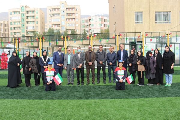 افتتاح زمین چمن مصنوعی دبستان شهدای پاسدار؛ گامی برای نشاط و سلامت دانش‌آموزان