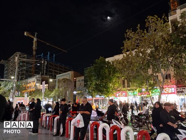 مراسم شام غریبان حضرت اباعبدالله الحسین (ع)در جوار حرم مطهر رضوی